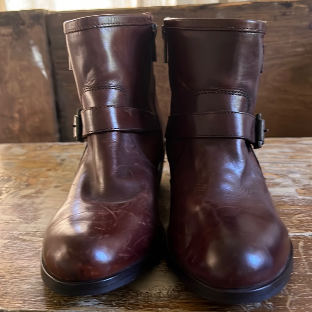 Mia Brown Booties / Size 6.5